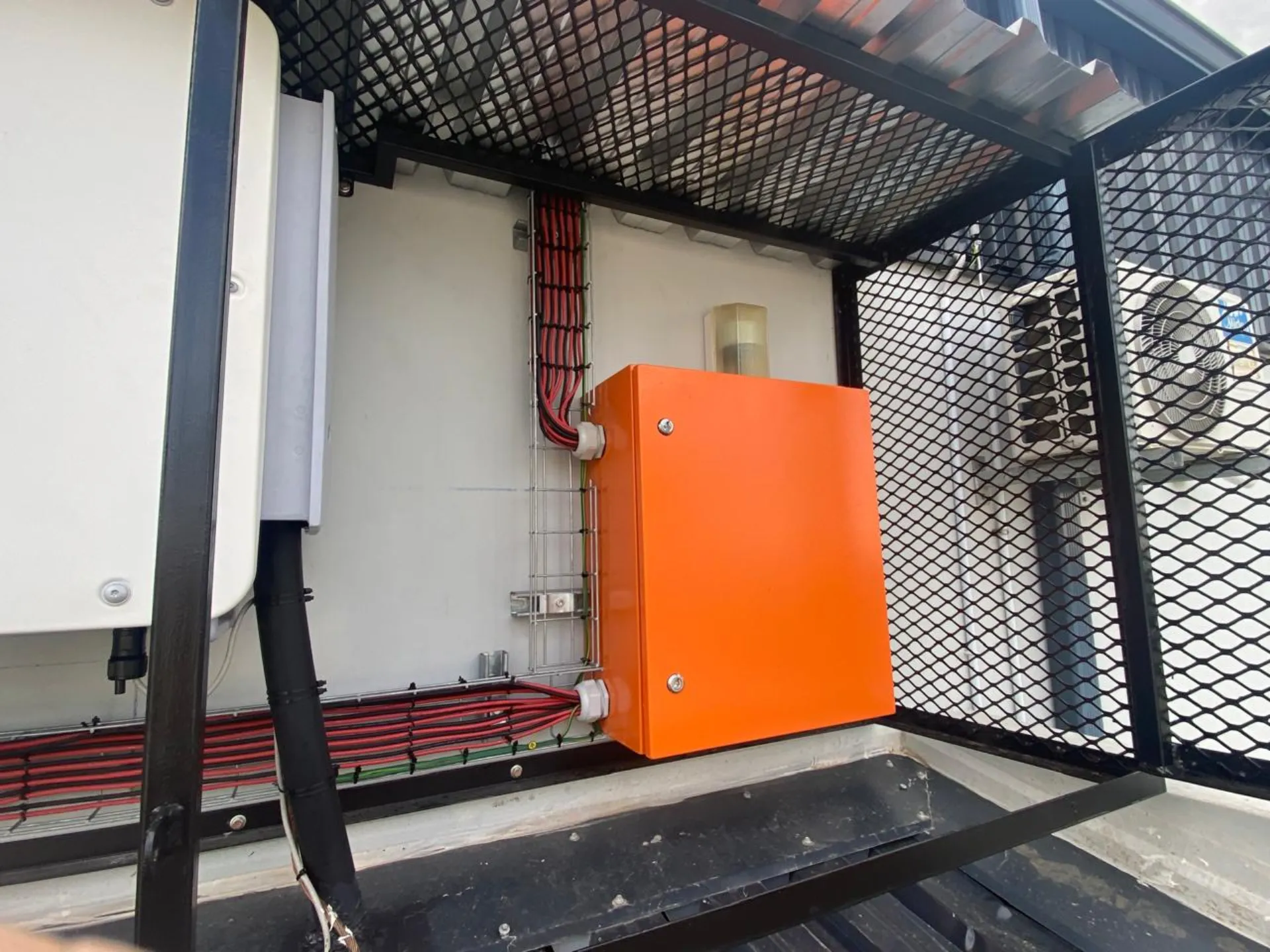 Connocks Motors Engen - Grid-Tied Solar - Image 5