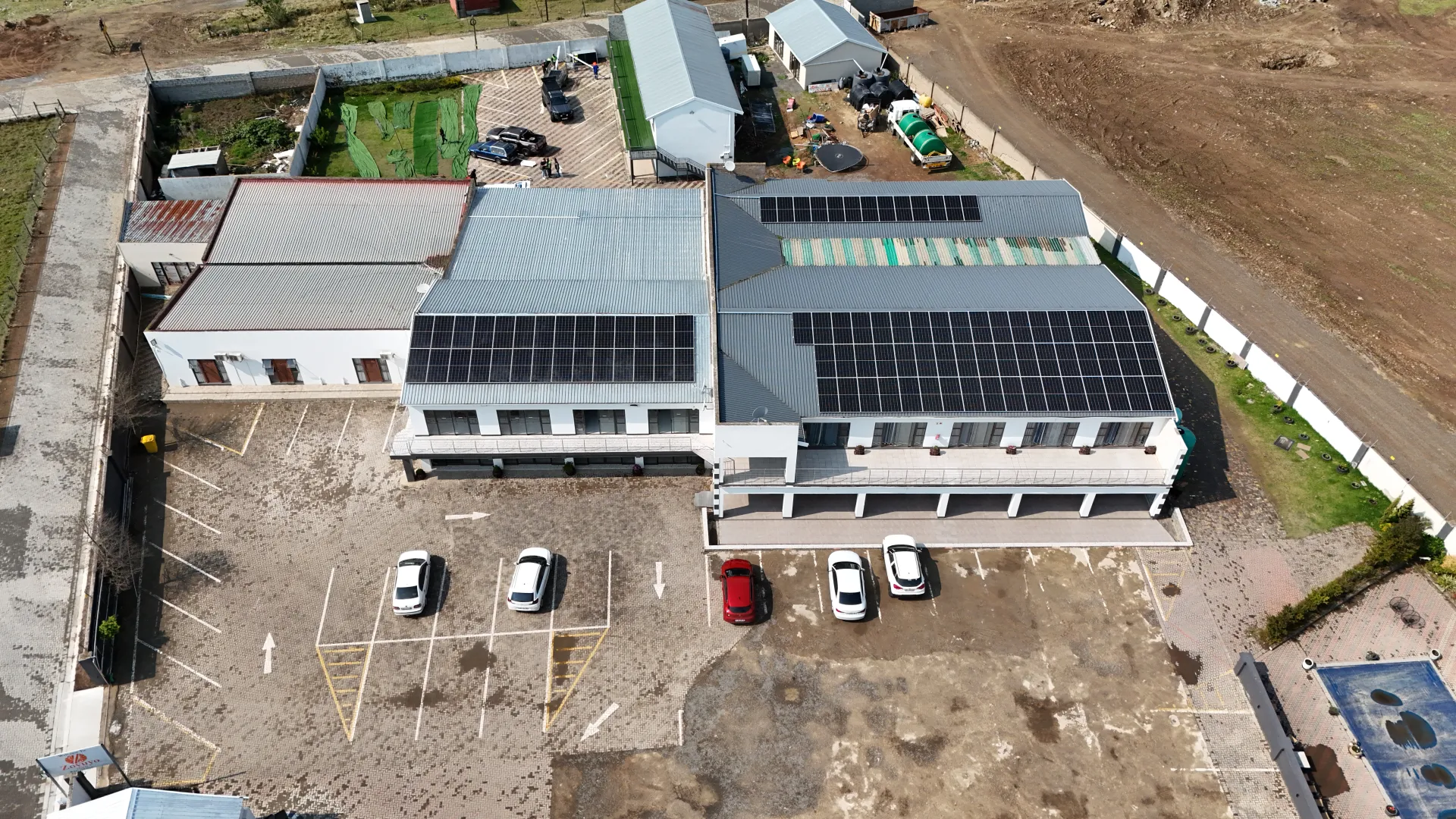 Zovuyo Hotel - Hybrid Solar - Image 5